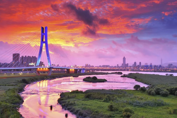 Nieuwe Taipei Bridge City — Stockfoto