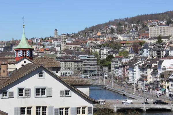 Aussichtsreiche Aussicht auf die Stadt Zürich — Stockfoto