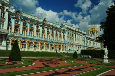 Side shot of Catherine Palace