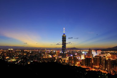 Taipei 101 Dünya Finans Merkezi, Tayvan.