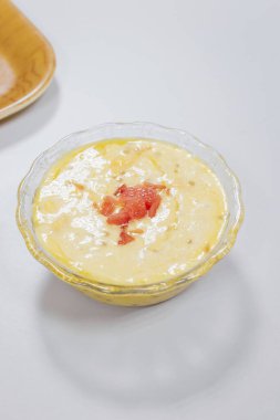 Tatlı, fırında yumurta.