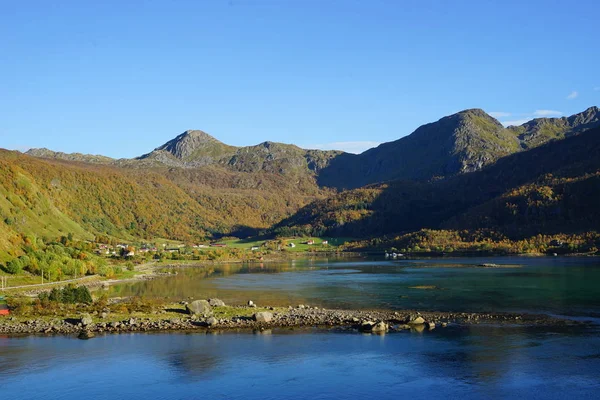 Paisagem natural panorâmica de Hurtigruten — Fotografia de Stock