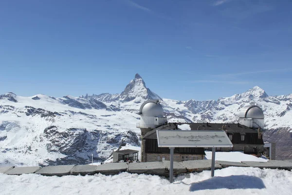 High Angle Shot Building Snow Mountain Gornergrat Valais — Stockfoto