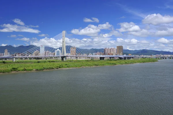 Scenic shot of Cable Stayed Bride City — Stock Photo, Image