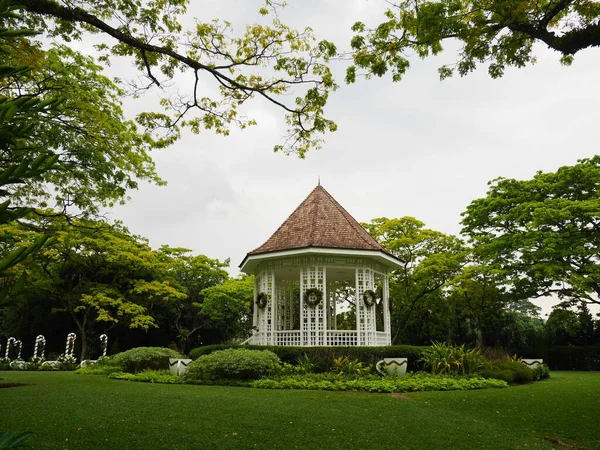 Pavillon Grünen Park — Stockfoto