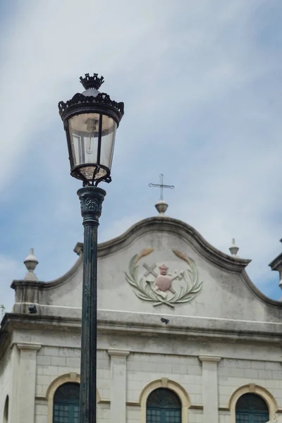 Lanterna Com Igreja Velha Fundo — Fotografia de Stock
