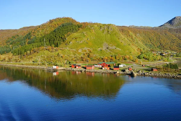 Paisagem natural panorâmica de Hurtigruten — Fotografia de Stock