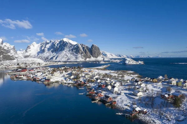 挪威Lofoten冬季白天天气晴朗 — 图库照片