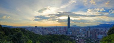 101 numaralı binanın panoramik görüntüsü