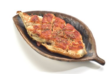 Fırında tavuk pirzolası, yakın plan lezzetli yemekler.