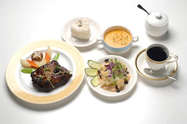 Potret Makanan Dari Berbagai Makanan Atas Meja Putih — Stok Foto