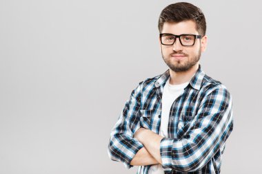 çapraz eller genç erkekle 