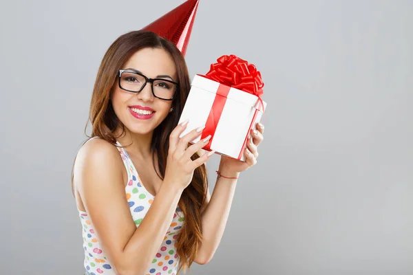 Lovely girl with gift — Stock Photo, Image