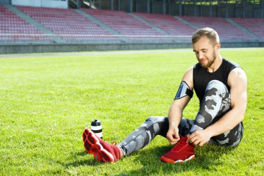 Adam sıkma başlığı 