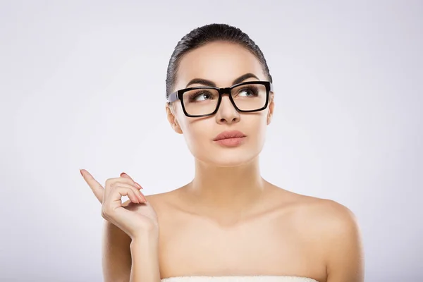 Prachtvolle Frau mit Brille — Stockfoto