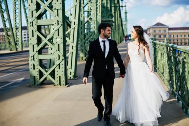 Güzel gelin ve damat