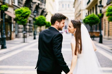 Güzel gelin ve damat