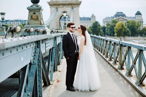 Güzel gelin ve damat