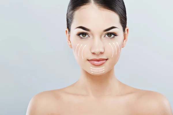 Young female with clean fresh skin — Stock Photo, Image