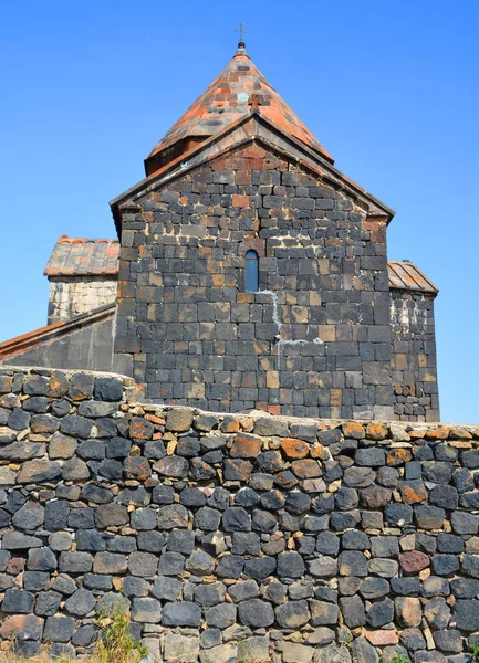 Sevan Armenia 2019 Sevanavank Complexo Monástico Localizado Uma Península Costa — Fotografia de Stock