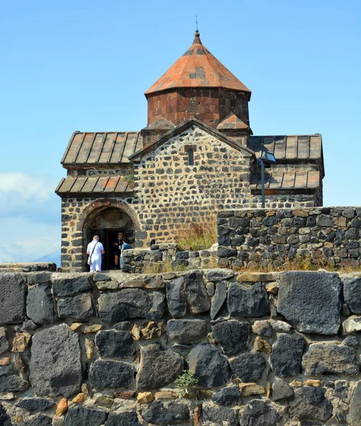 Sevan Armenia 2019 Sevanavank Ett Klosterkomplex Beläget Halvö Vid Den — Stockfoto