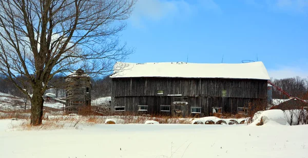 Verschneites Haus Winter — Stockfoto