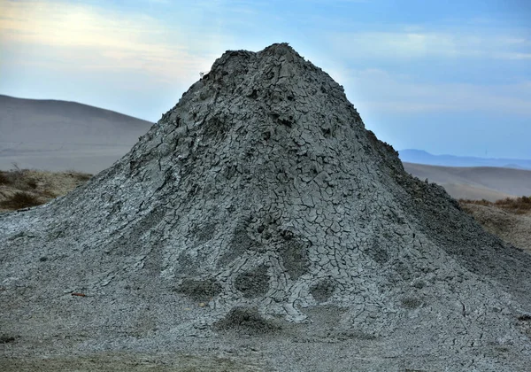 Malvados Volcanes Gobustán Cerca Bakú Azerbaiyán Volcán Barro Una Cúpula —  Fotos de Stock