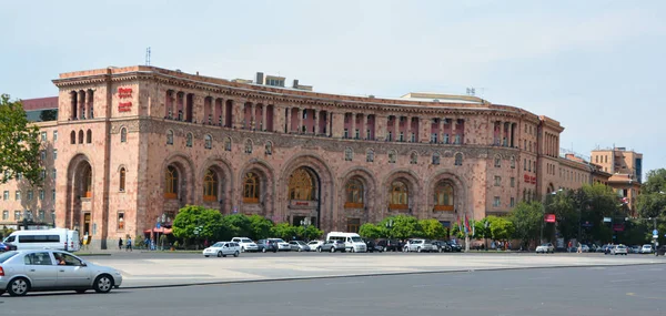Yerevan Armenia 2019 Government House Armenia Ligt Republic Square Jerevan — Stockfoto