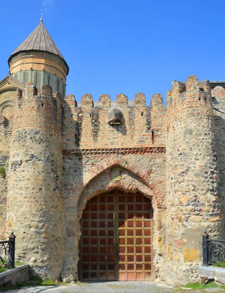 Exterior Ancient Capital Georgia Mcxeta Sveticxoveli Castle Cathedral One Symbols — Stock Photo, Image