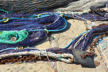 Sahilde balık ağı