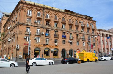 Erivan, Ermenistan 'daki eski binalar