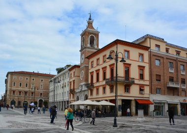 Trieste, İtalya 'daki eski kasaba meydanının manzarası.