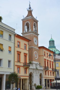 İspanyol meydanı, Trinita dei monti, insanlarla İspanyol adımları, Roma, İtalya
