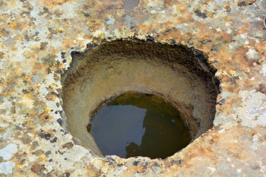 Gobustan Devlet Rezervi, tarihi Azerbaycan tarihi simgesi olan Gobustan yerleşiminde antik oymaları, çamur yanardağını korumak amacıyla kurulmuştur.