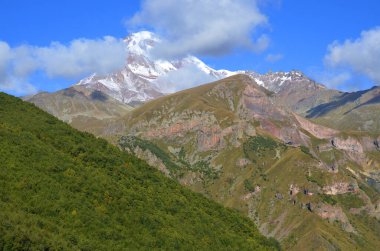 Kafkas Dağları güzel manzara