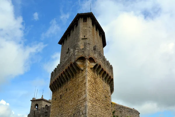 Vista Para Torre Antigo Castelo Cidade Carcassonne — Fotografia de Stock