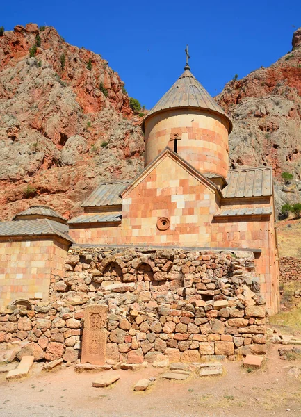 Noravank Monastery Armenia 2017年8月10日 アルメニアのシヌーク県にある有名なノラバンク修道院跡 — ストック写真