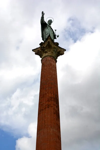 Άγαλμα Της Ελευθερίας Στο Λονδίνο Αγγλία — Φωτογραφία Αρχείου