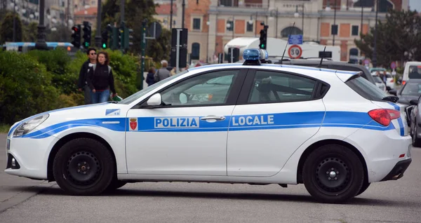 Polizeiauto Europäischer Stadt — Stockfoto