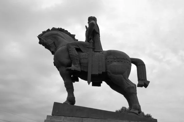 Tbilisi Georgie Statue Vakhtang Gorgasali Dynastie Chosroïde Était Roi Ibérie — Photo