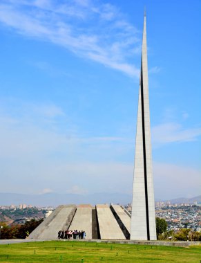 YEREVAN ARMENIA 09: 19: Tsitsernakaberd Ermeni Soykırımı Anıtı, Ermenistan 'ın 1915' te Ermeni Soykırımı kurbanlarına adanmış resmi anıtıdır.