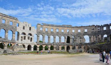 Roma, İtalya 'daki Colosseum manzarası