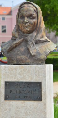 Avrupa 'da ünlü bir kadının heykeli