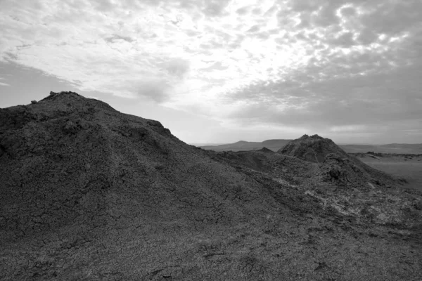 Пейзаж Районе Национального Парка Кобустан Азербайджане Пустынный Пейзаж Вершины Грязевых — стоковое фото
