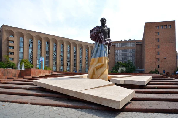 Yerevan Armenia 2019 Estatua Aram Manukian Fue Revolucionario Armenio Estadista —  Fotos de Stock