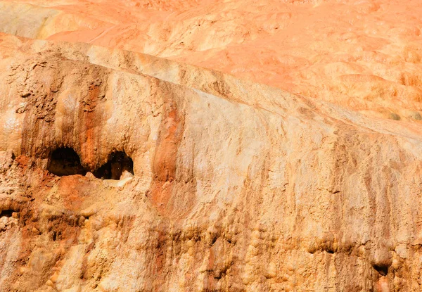 Mineraal Rood Water Uit Minerale Bronnen Gudauri Het District Kazbegi — Stockfoto