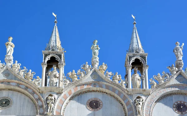 벤서스에 성당의 — 스톡 사진