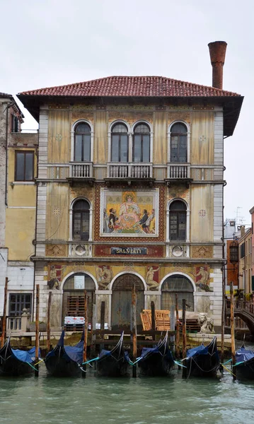 Venice Italy 2018 Beautiful Facade Venetian Palace Seen Grand Canal — Stock Photo, Image