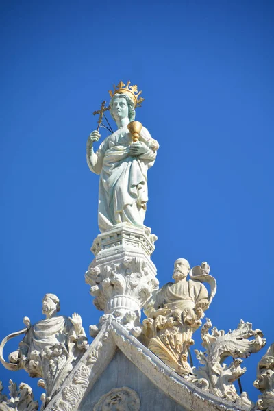 Statua Del Della Vergine Maria Barcellona Catalogna Spagna — Foto Stock