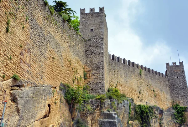 Muren Van Guaita Fort Oudste Beroemdste Toren Van San Marino — Stockfoto